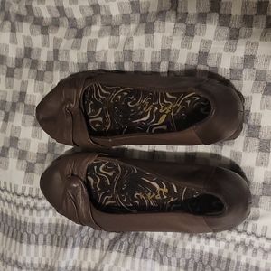 Sketchers Brown Flats Women's 9